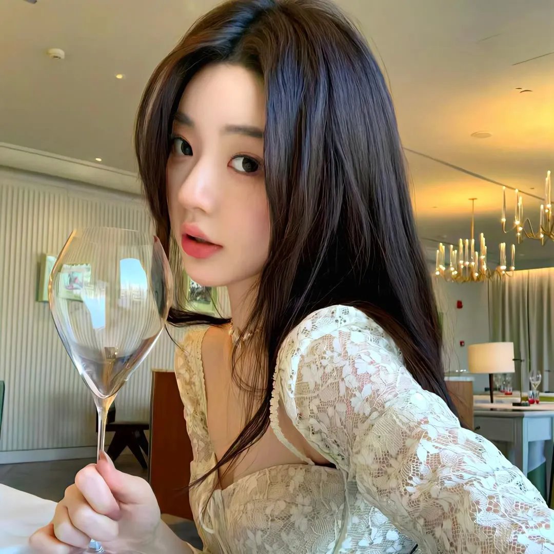 号舱房的女人详细介绍